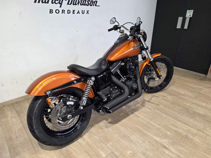 moto Harley occasion DYNA STREET BOB 1690