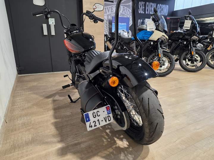 moto Harley occasion SOFTAIL STREET BOB 1868