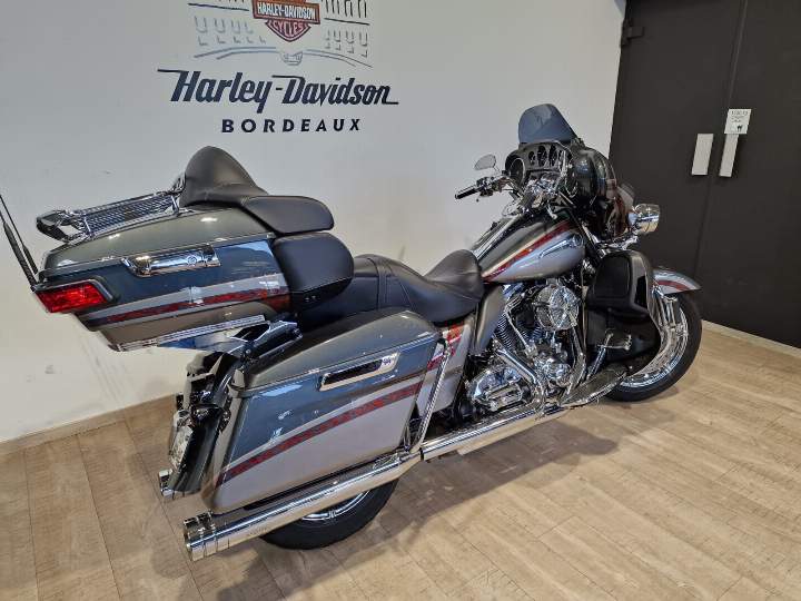 moto Harley occasion TOURING ELECTRA GLIDE 1800 ULTRA LIMITED CVO