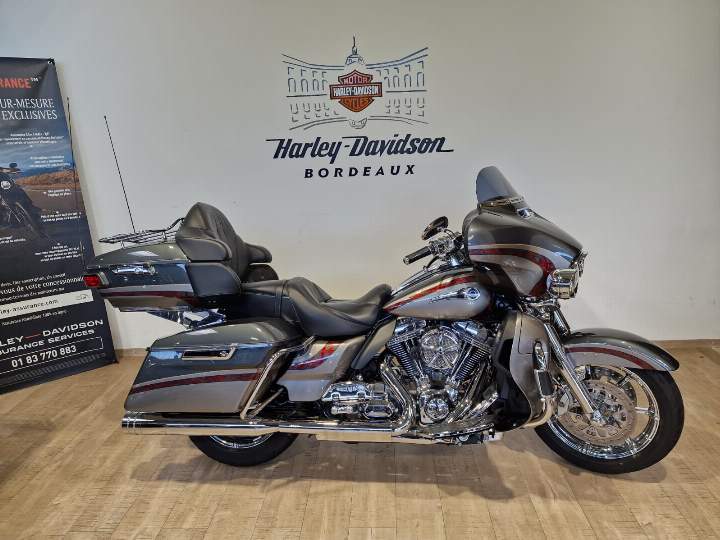 moto Harley occasion TOURING ELECTRA GLIDE 1800 ULTRA LIMITED CVO