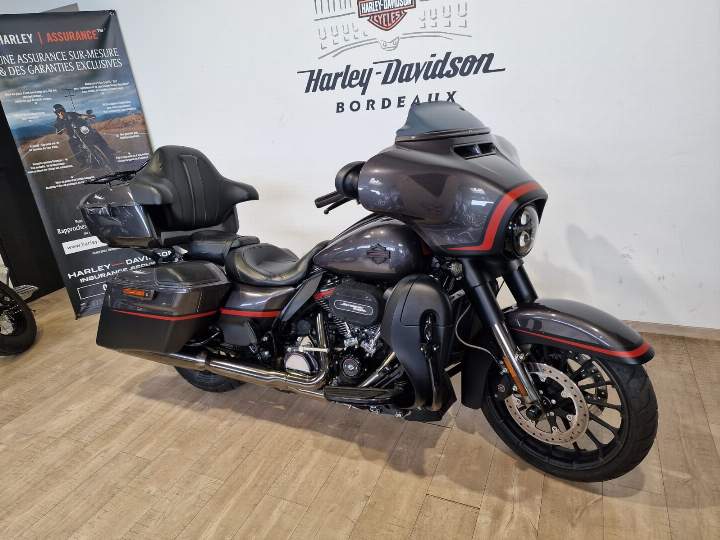moto Harley occasion TOURING STREET GLIDE 1868 CVO
