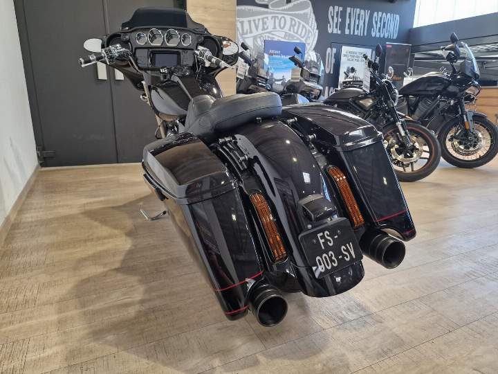 moto Harley occasion TOURING STREET GLIDE 1923 CVO 