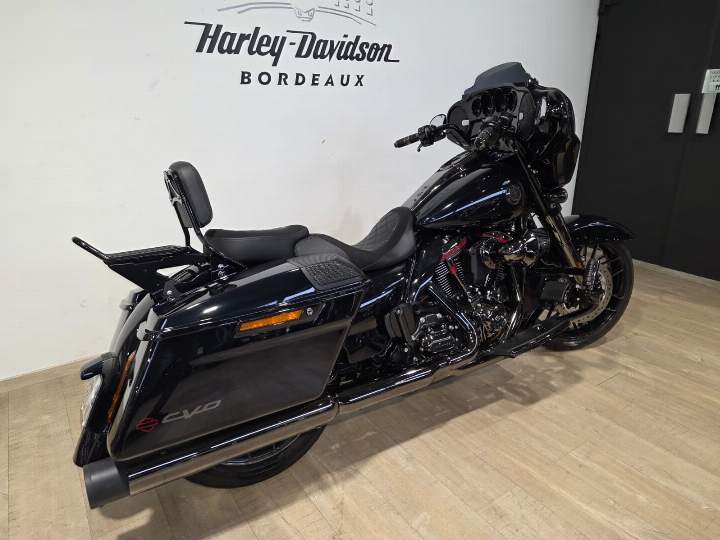 moto Harley occasion TOURING STREET GLIDE 1923 CVO 