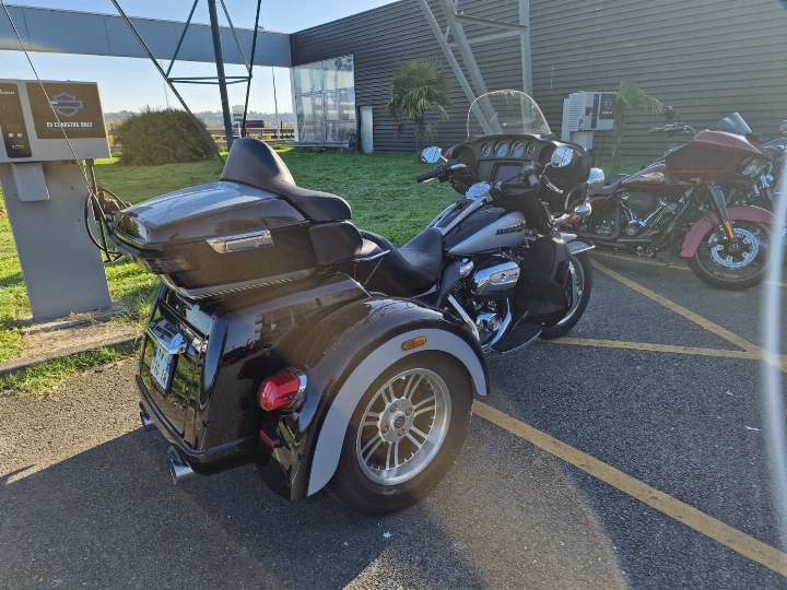 moto Harley occasion TRIKE TRI GLIDE 1868 ULTRA