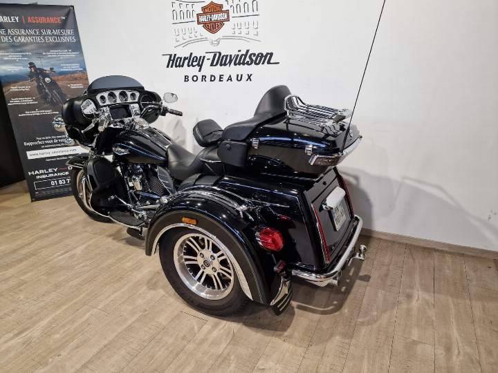 moto Harley occasion TRIKE TRI GLIDE 1868 ULTRA