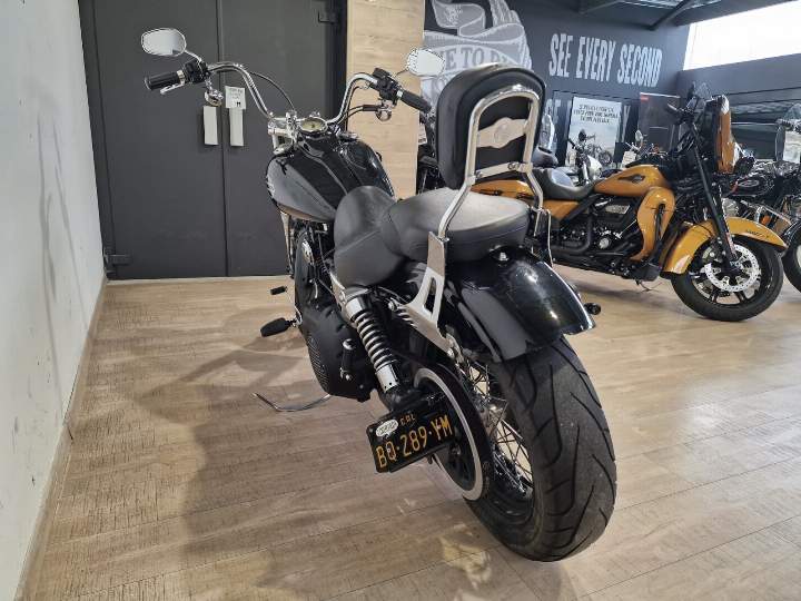 moto Harley occasion DYNA STREET BOB 1584