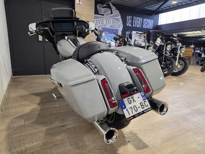 moto Harley occasion TOURING STREET GLIDE 1923