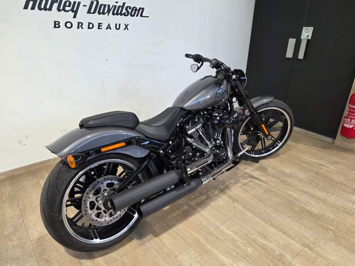 moto Harley occasion SOFTAIL BREAKOUT 1868
