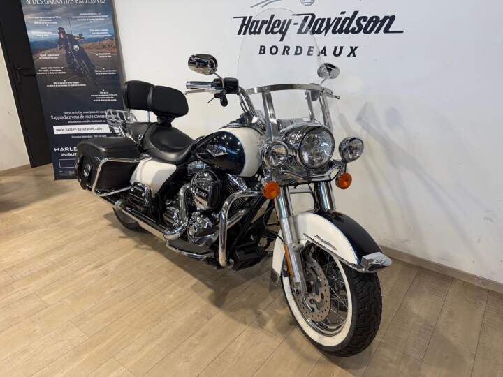 moto Harley occasion TOURING ROAD KING 1690 CLASSIC
