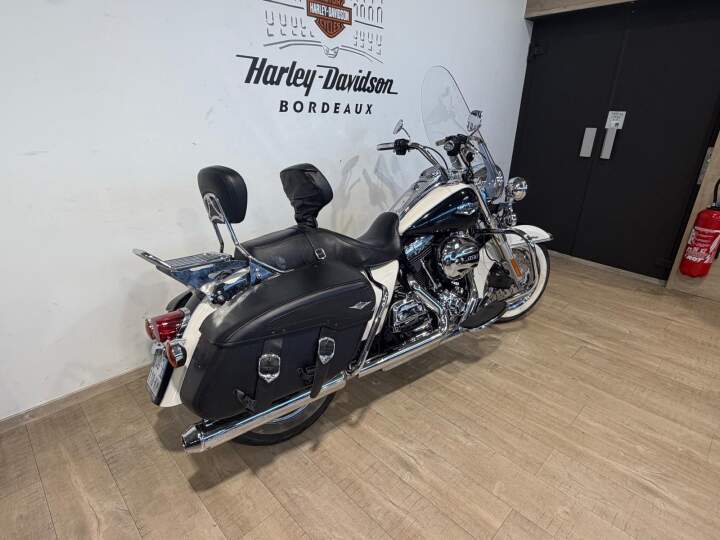 moto Harley occasion TOURING ROAD KING 1690 CLASSIC