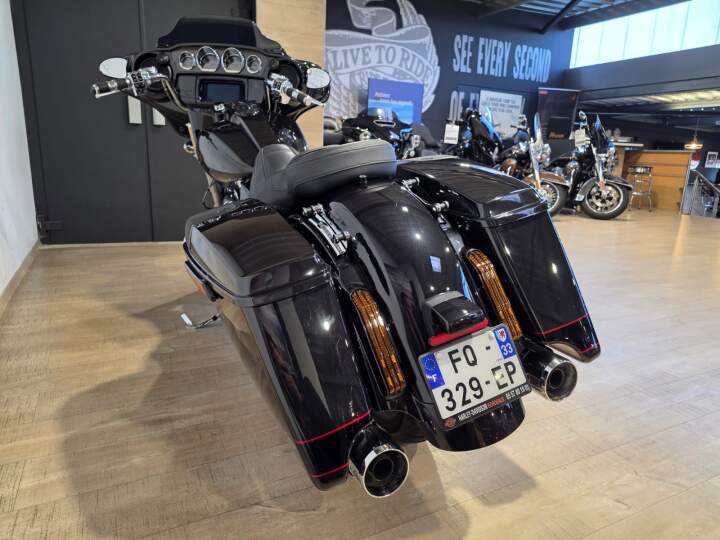 moto Harley occasion TOURING STREET GLIDE 1923 CVO 