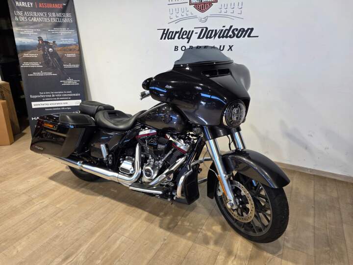 moto Harley occasion TOURING STREET GLIDE 1923 CVO 