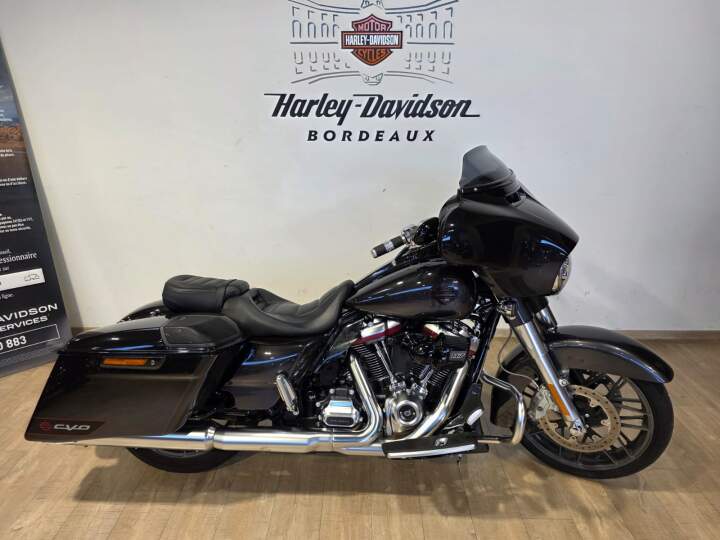 moto Harley occasion TOURING STREET GLIDE 1923 CVO 