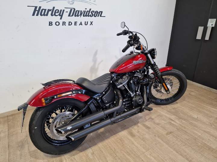 moto Harley occasion SOFTAIL STREET BOB 1745