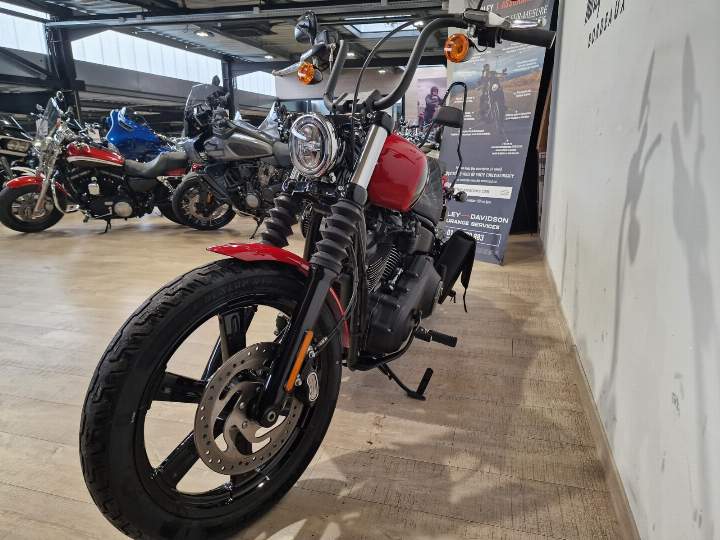 moto Harley occasion SOFTAIL STREET BOB 1868