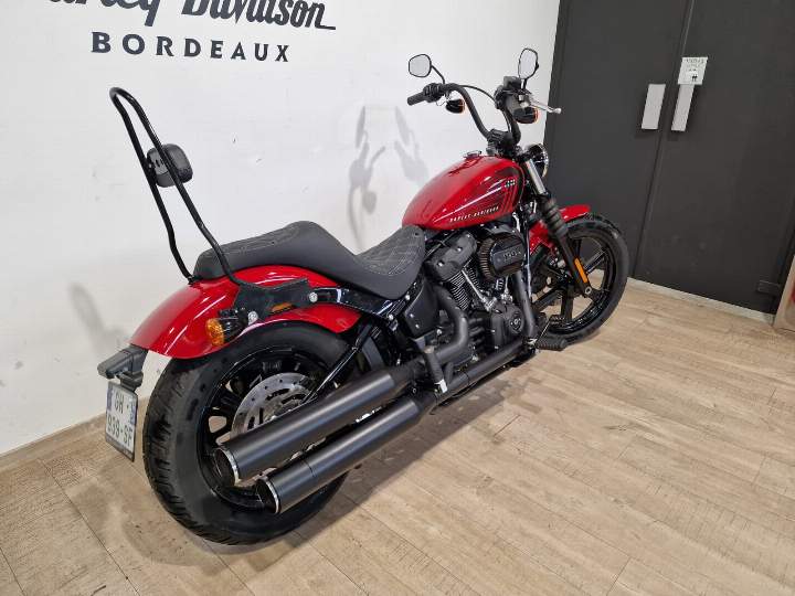 moto Harley occasion SOFTAIL STREET BOB 1868
