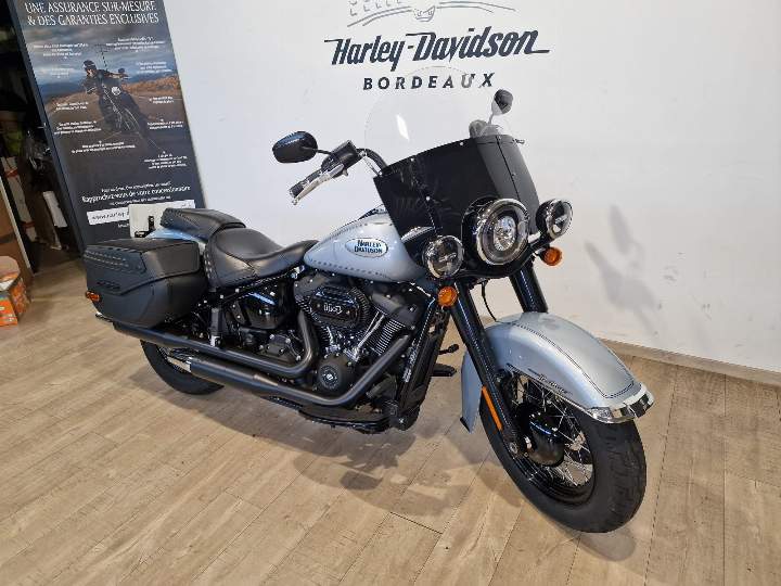 moto Harley occasion SOFTAIL HERITAGE 1868 CLASSIC