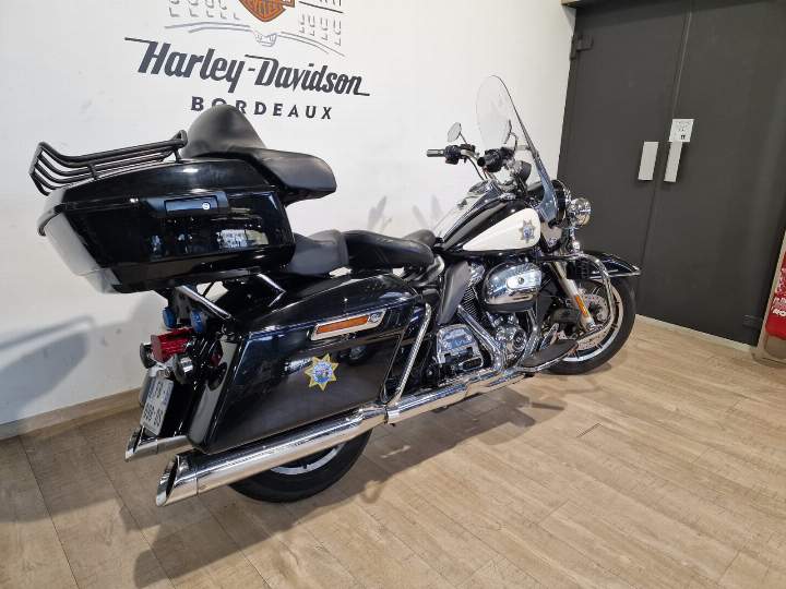 moto Harley occasion TOURING ROAD KING 1868 POLICE