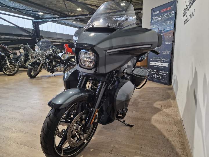 moto Harley occasion TOURING STREET GLIDE 1923 ULTRA