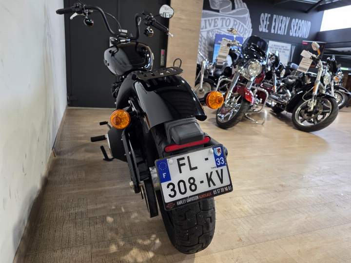 moto Harley occasion SOFTAIL STREET BOB 1745