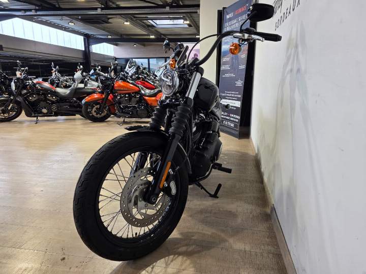 moto Harley occasion SOFTAIL STREET BOB 1745