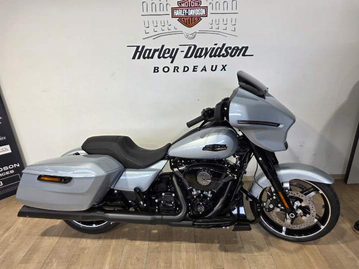 moto Harley occasion TOURING STREET GLIDE 1923