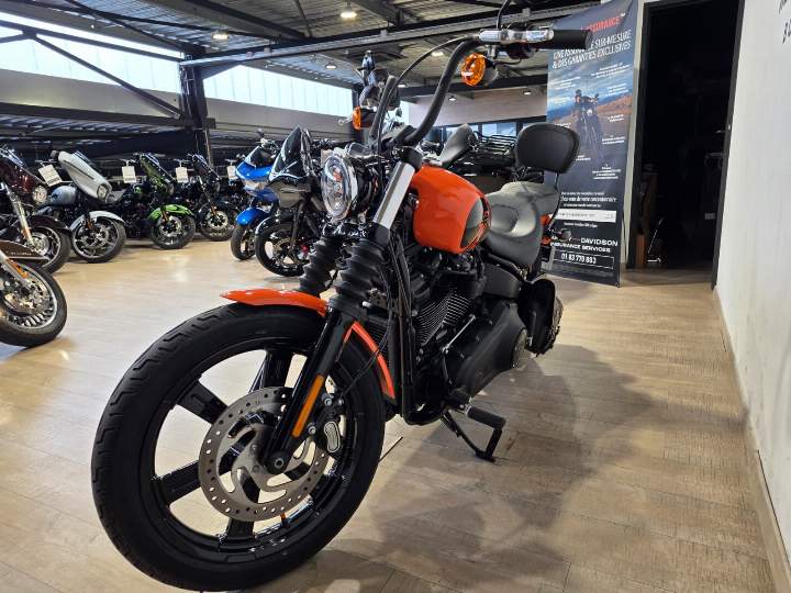moto Harley occasion SOFTAIL STREET BOB 1868