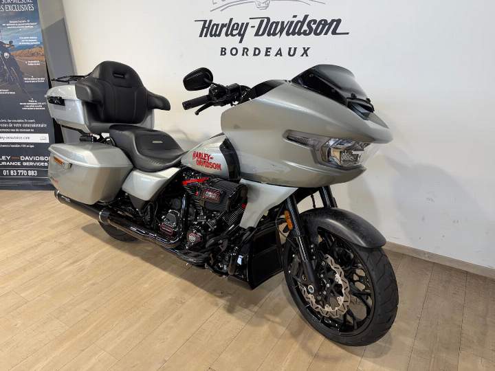 moto Harley occasion TOURING ROAD GLIDE 1977 CVO ST