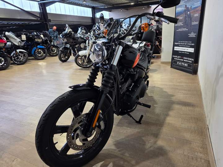 moto Harley occasion SOFTAIL STREET BOB 1868