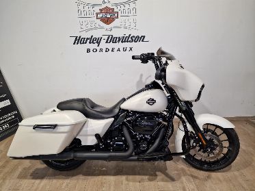 Harley Davidson d'occasion TOURING STREET GLIDE 1745 SPECIAL