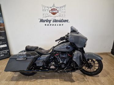 Harley Davidson d'occasion TOURING STREET GLIDE 1868 CVO