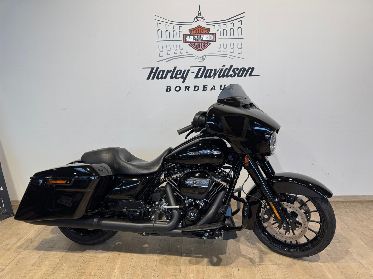 Harley Davidson d'occasion TOURING STREET GLIDE 1868 SPECIAL