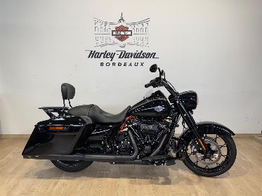 Harley Davidson d'occasion TOURING ROAD KING 1868 SPECIAL