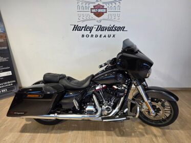 Harley Davidson d'occasion TOURING STREET GLIDE 1923 CVO 